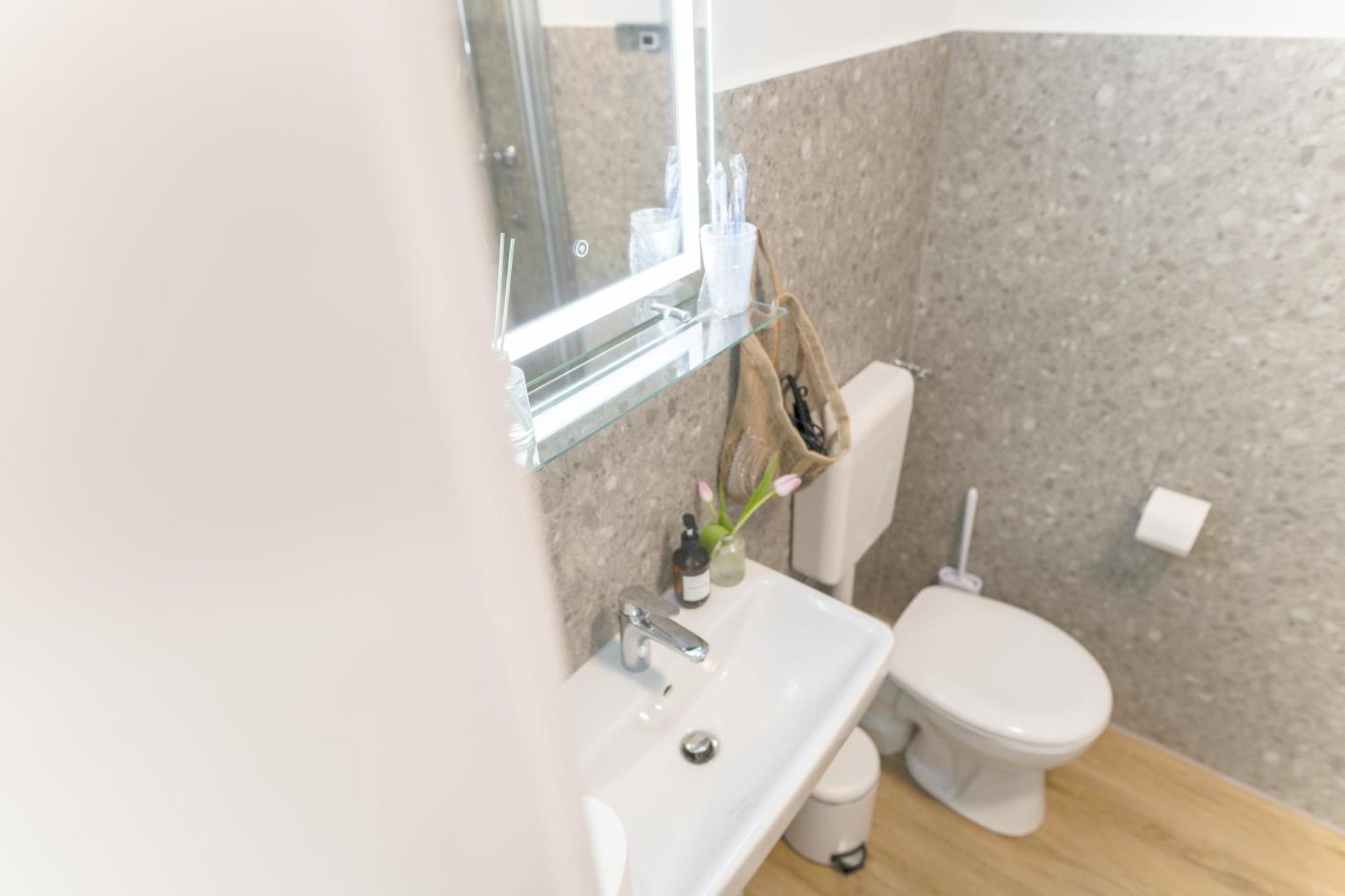 Innenstadt - Happyhome - Direkt In Der Porschestrasse, 5 Personen & Kind, 3 Apartment Wolfsburg